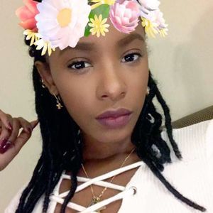 Meet your Posher, Whitney